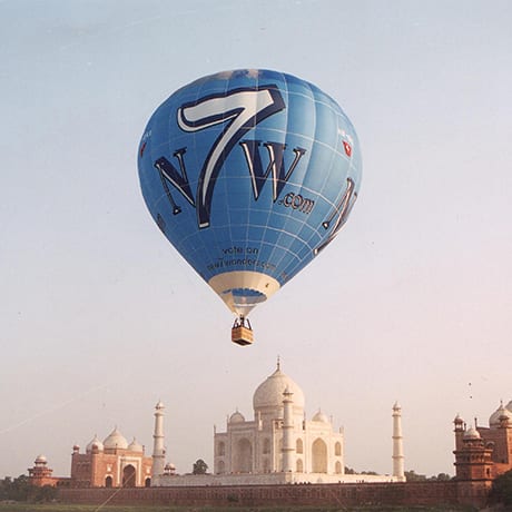 The New7Wonders hot air balloon above the Taj Mahal