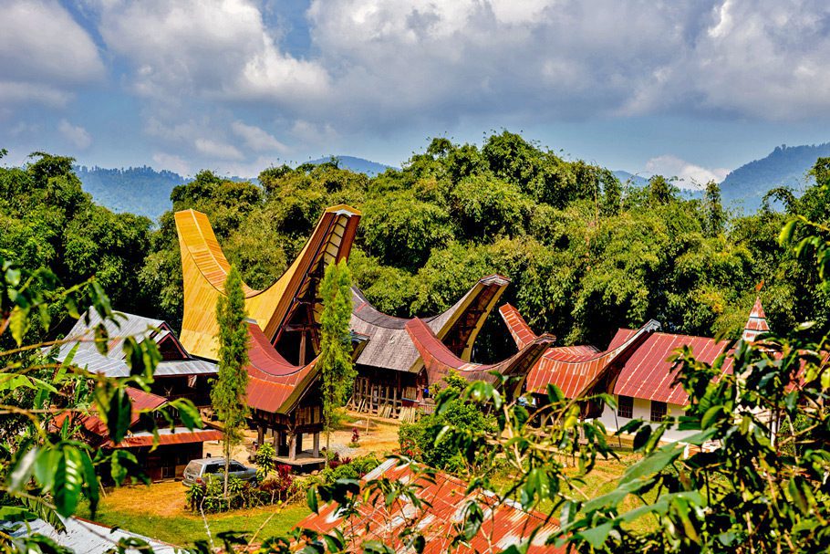 Maisons traditionnelles du Pays Toraja