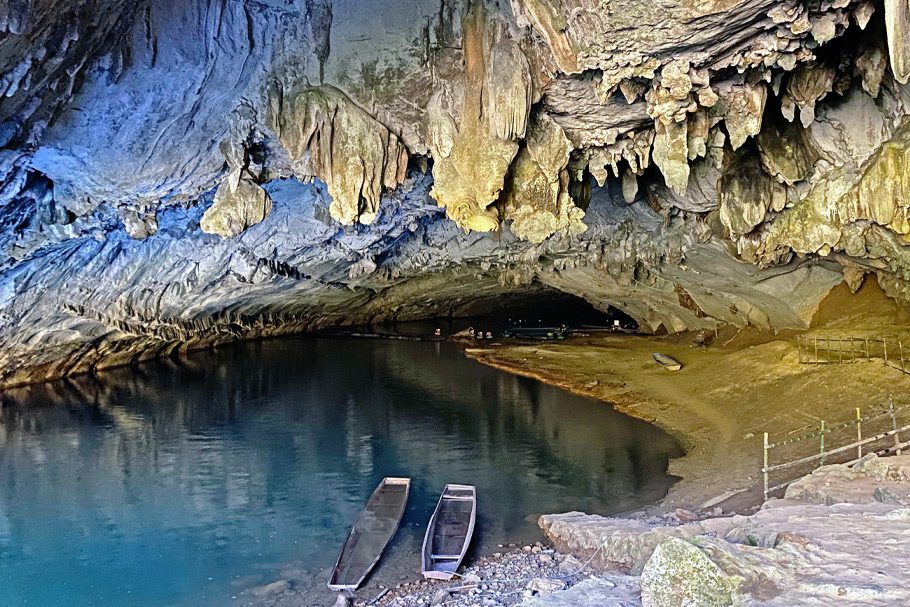 Entrée de la Konglor Grotte - Laos