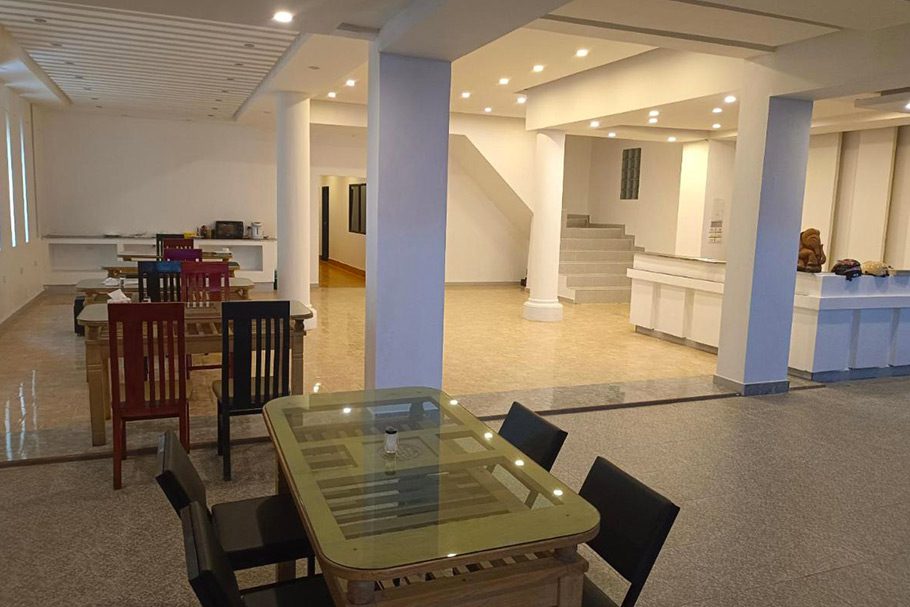 Entree Trendy Hotel Vang Vieng
