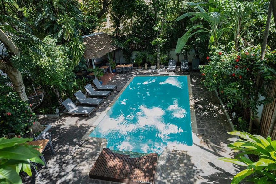 Piscine Jungle Addition Phnom Penh