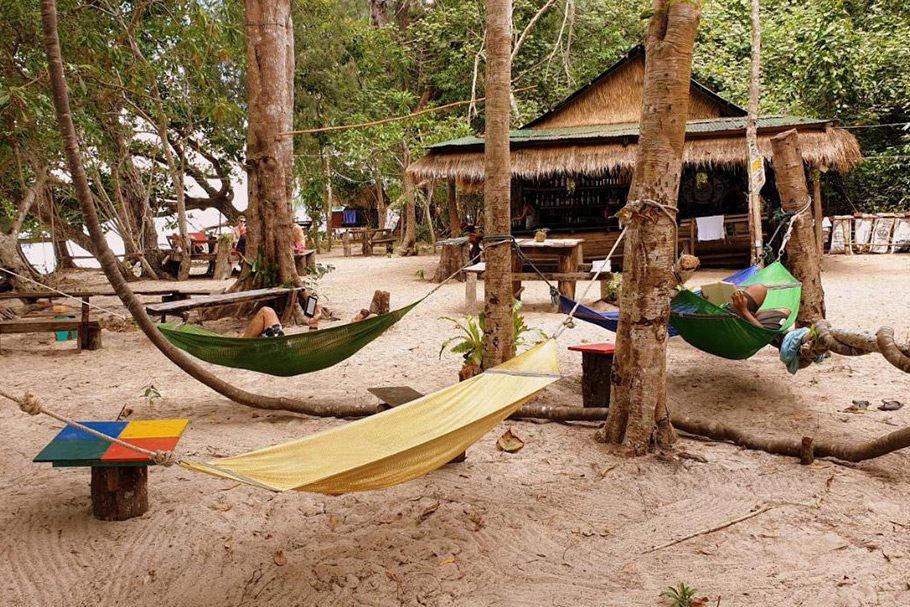 Chill Hamac Crusoe Koh Ta Kiev