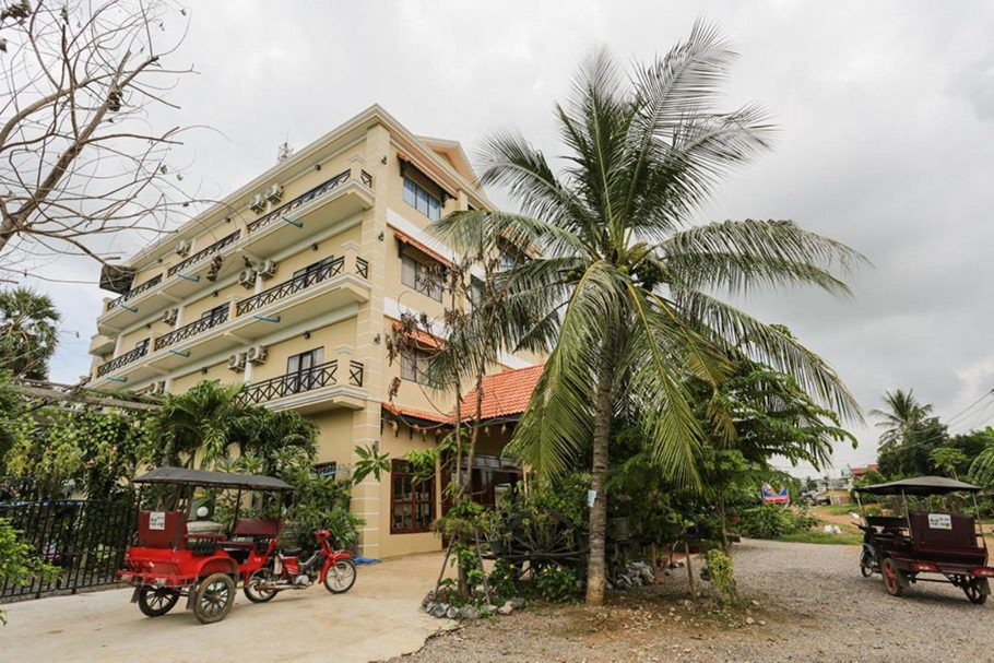 Exterieur Blue Diamond Hostel Battambang