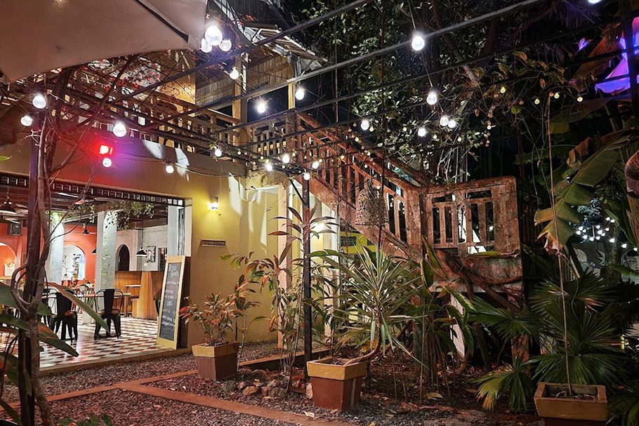 Exterieur2 Monkey Republic Kampot