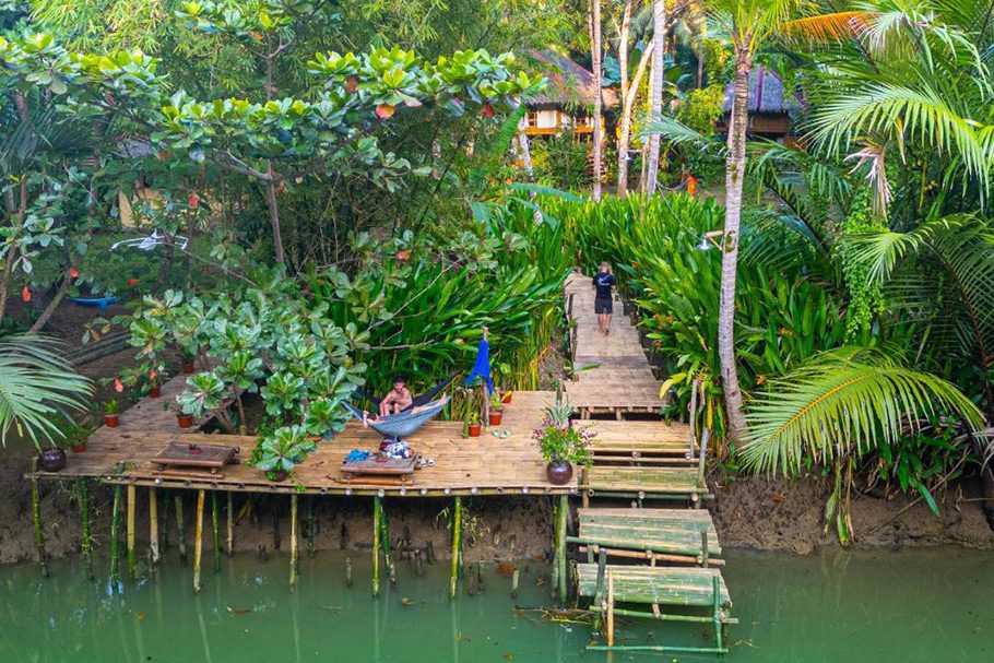 Ponton Water To Forest Ecolodge Bohol