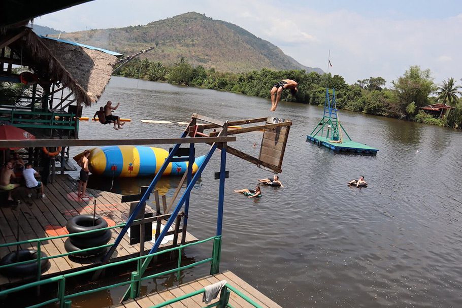 Waterpark Arcadia Backpackers Kampot