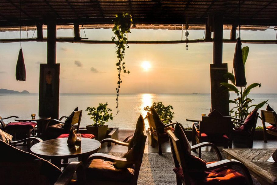 Restaurant Alcove Bungalow Koh Phangan