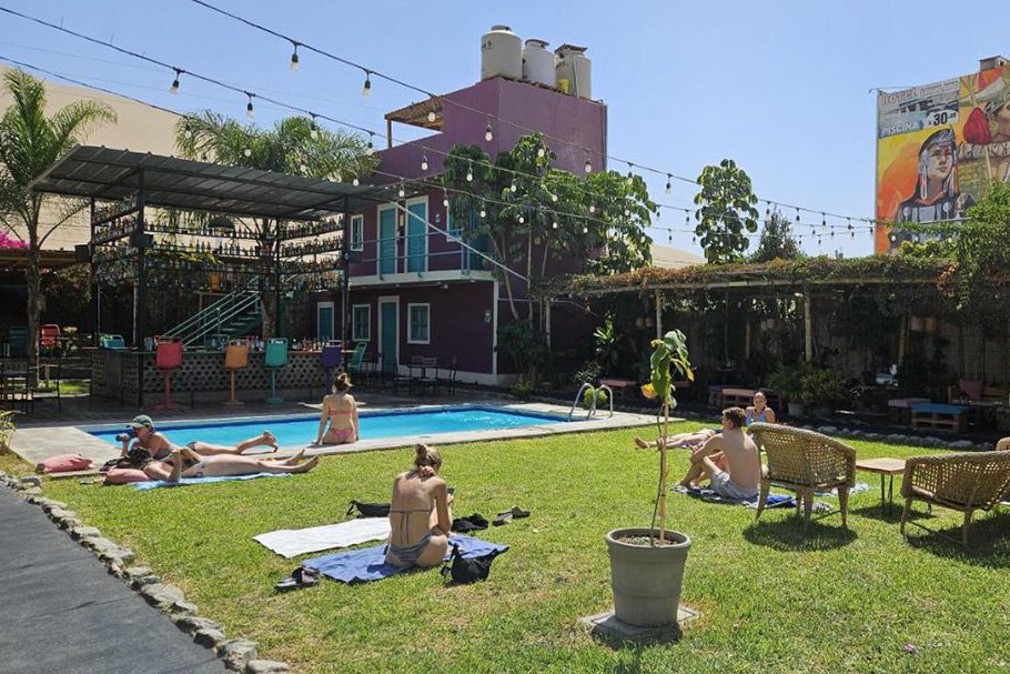 Piscine The Upcycled Hostel Huacachina