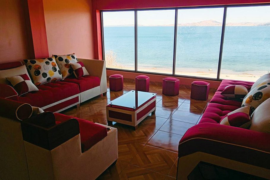 Salon Casa De Valentin Llachon Titicaca
